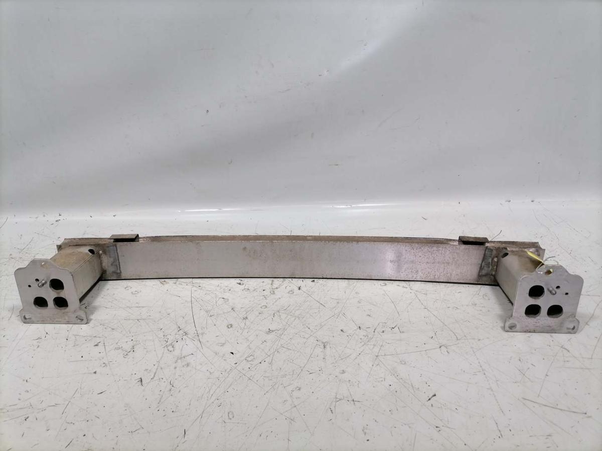 Citroen C3 Picasso original Tr&auml;ger Verst&auml;rkung Sto&szlig;stange Stossf&auml;nger vorn Bj.2010